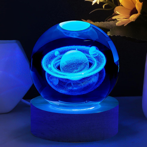 Saturn planet crystal - 3d,